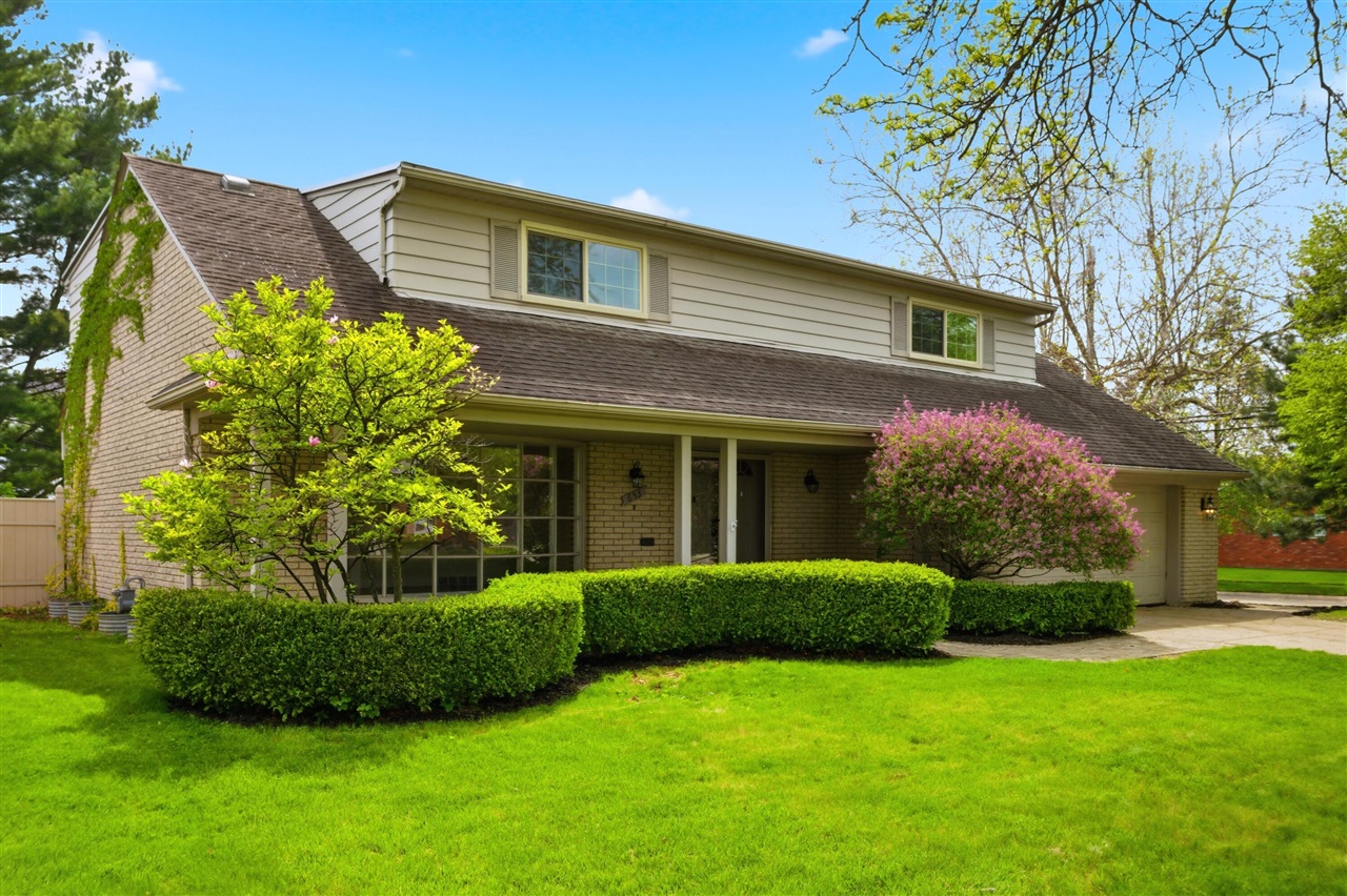 653 Perrien Place Grosse Pointe, MI 48236 - Photo 52 of 54