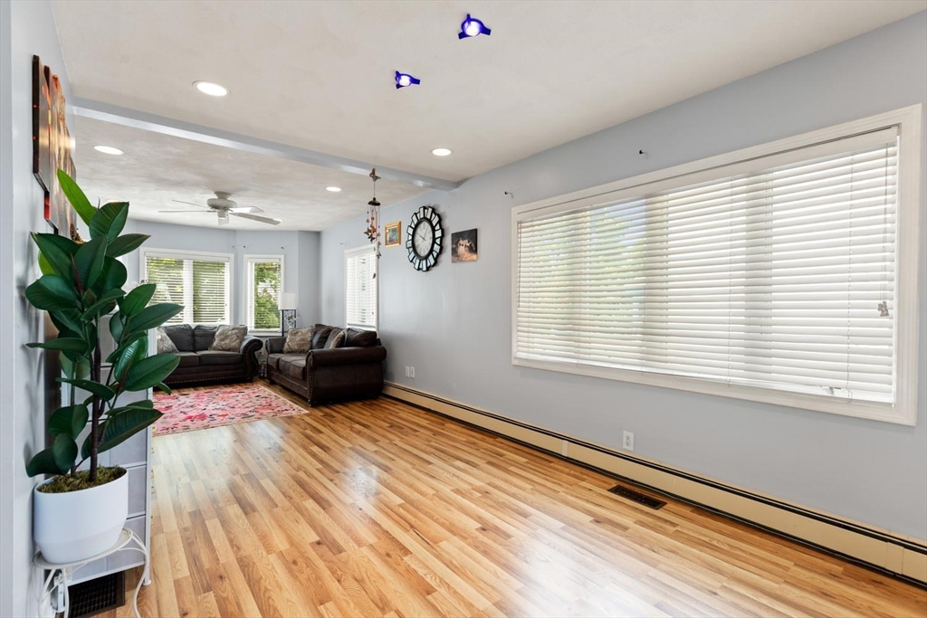 11 Jackson Street Saugus, MA 01906 - Photo 7 of 29