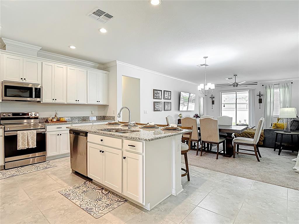 12687 Retreat Place Spring Hill, FL 34610 - Photo 8 of 64