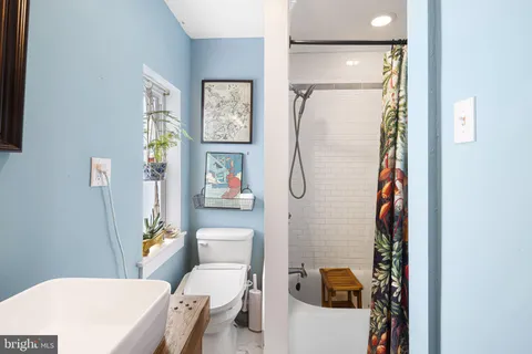 $389,900 | 1839 South Watts Street, Philadelphia, PA 19148