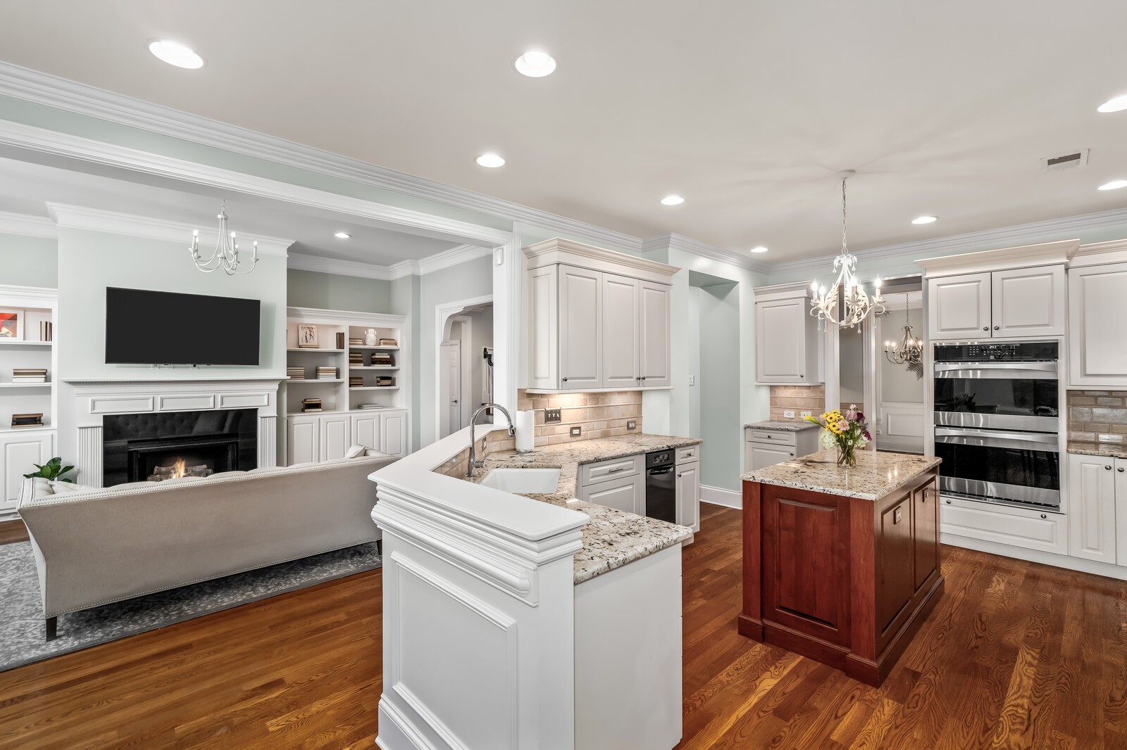 116 Addison Avenue Franklin, TN 37064 - Photo 20 of 63 Kitchen complete with custom cabinetry and updated granite