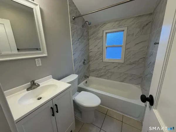 $2,100 | 27 New Hampshire Drive, New Britain, CT 06052