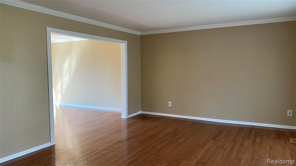 2891 Powderhorn Ridge Road Rochester, MI 48309 - Photo 3 of 24