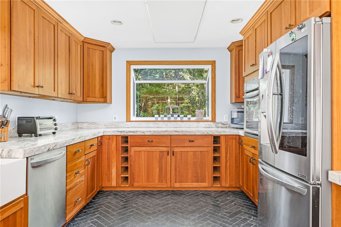 45 South Killingly Road Foster, RI 02825 - Photo 11 of 27