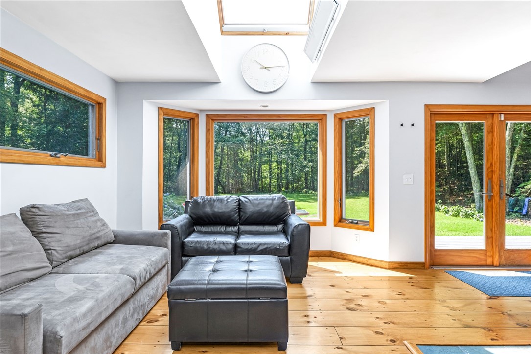 45 South Killingly Road Foster, RI 02825 - Photo 15 of 27