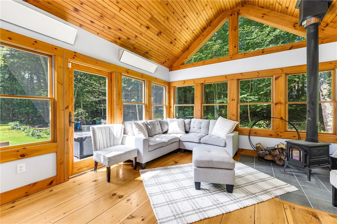 45 South Killingly Road Foster, RI 02825 - Photo 7 of 27