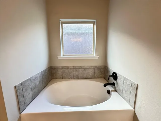 $2,100 | 2118 Kayden Jay Drive, Bossier City, LA 71112