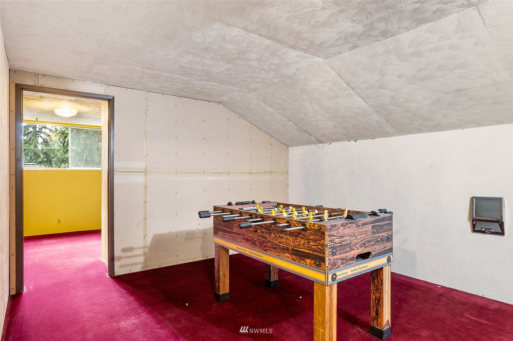 14332 118th Avenue Northeast Kirkland, WA 98034 - Photo 31 of 40 a view of room with wooden floor