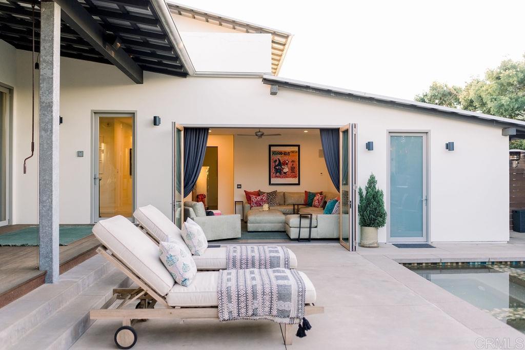 1866 Sheridan Road Encinitas, CA 92024 - Photo 11 of 25 a outdoor space with patio furniture