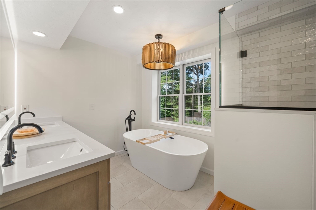 103 Wapping Road Kingston, MA 02364 - Photo 21 of 42