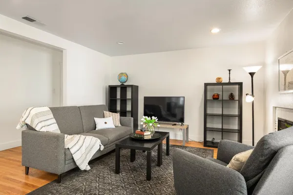 $415,000 | 4431 Bouts Parkway, Sacramento, CA 95823