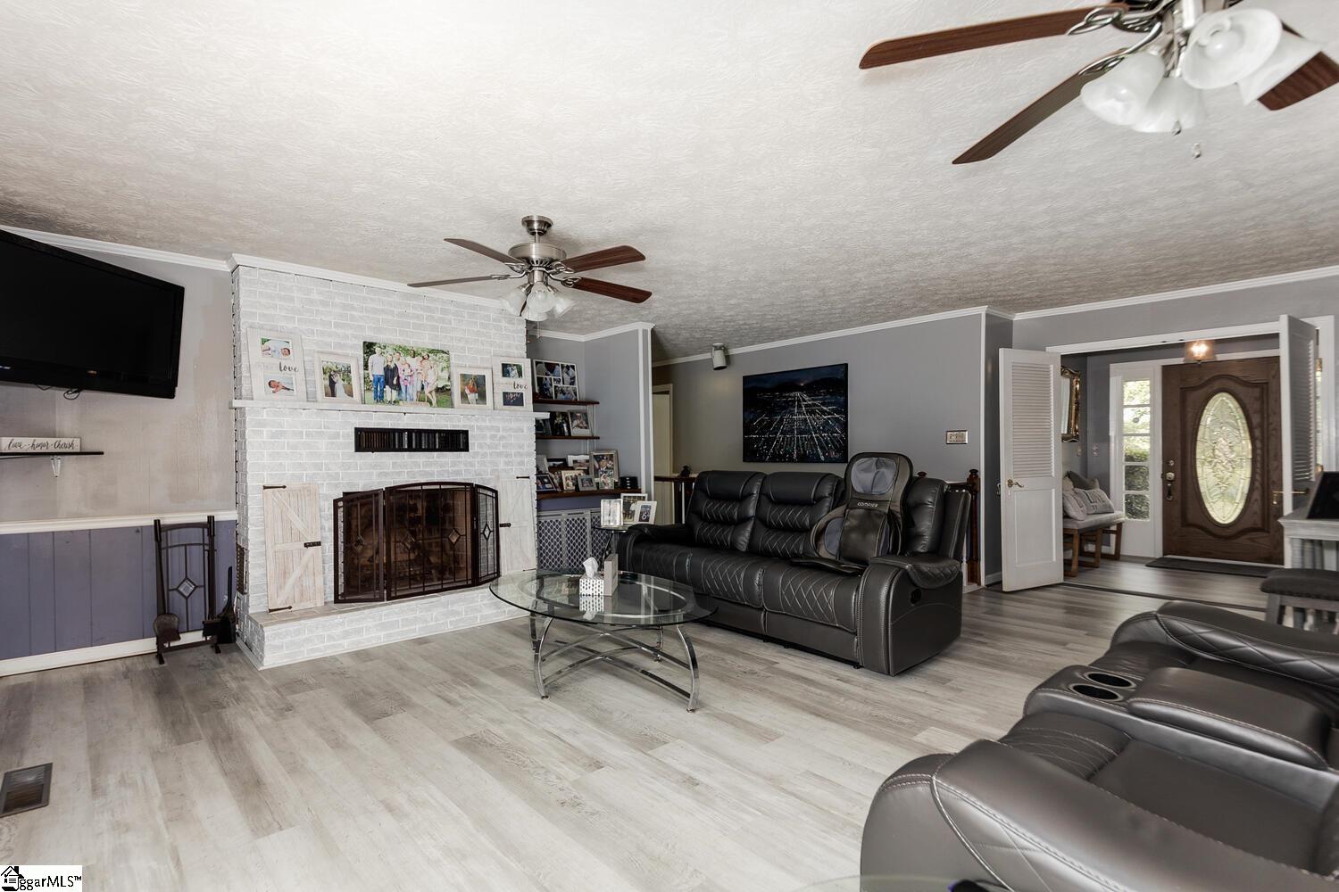 154 Fruit Mountain Road Easley, SC 29640 - Photo 4 of 30