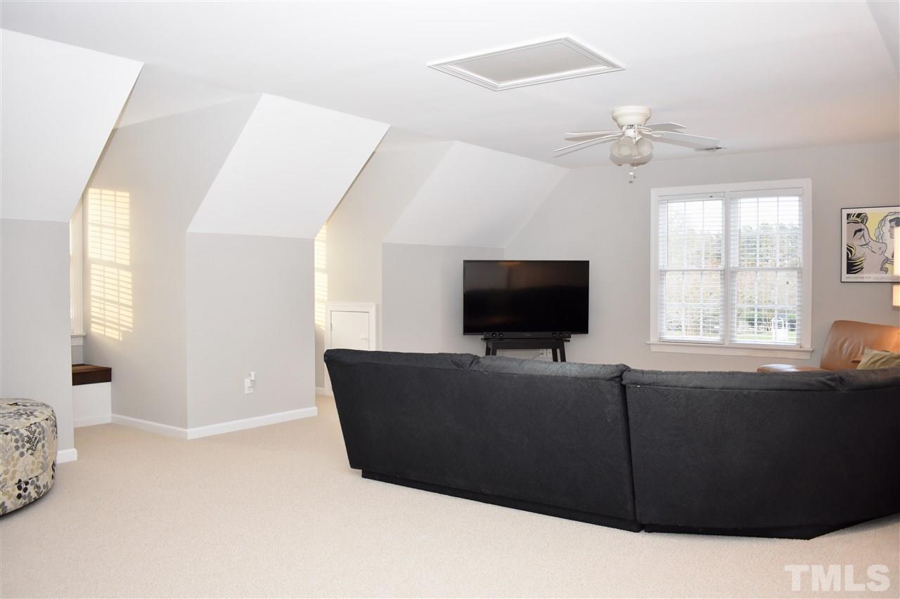 545 Lake Glad Road Wendell, NC 27591 - Photo 20 of 25 This ENORMOUS bonus room comes complete with 2 dormers with bench seats, lots of windows, and is plumbed & wired for a wet bar. Connects to the flex spaces and the 3rd full bathroom.