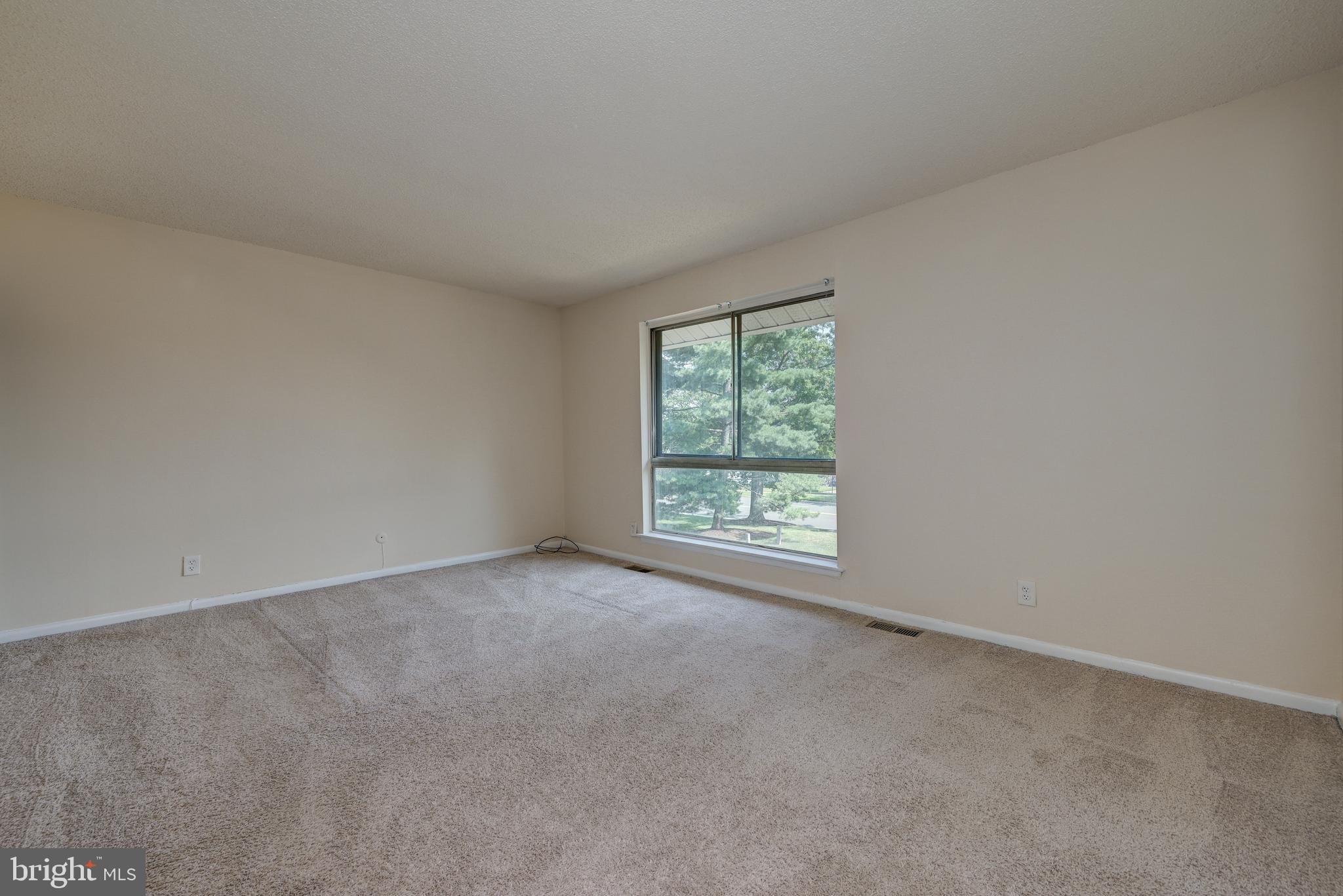 266 Echelon Road Voorhees, NJ 08043 - Photo 23 of 37 Gallery Image 23