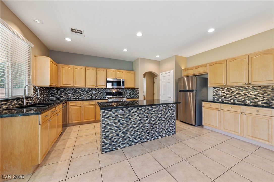9024 Rendon Street Las Vegas, NV 89143 - Photo 11 of 52