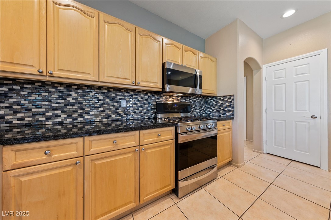 9024 Rendon Street Las Vegas, NV 89143 - Photo 17 of 52