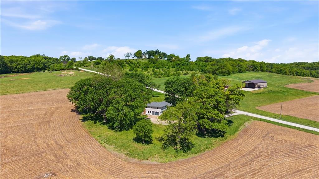17429 Coffin Road Leavenworth, KS 66048 - Photo 33 of 35