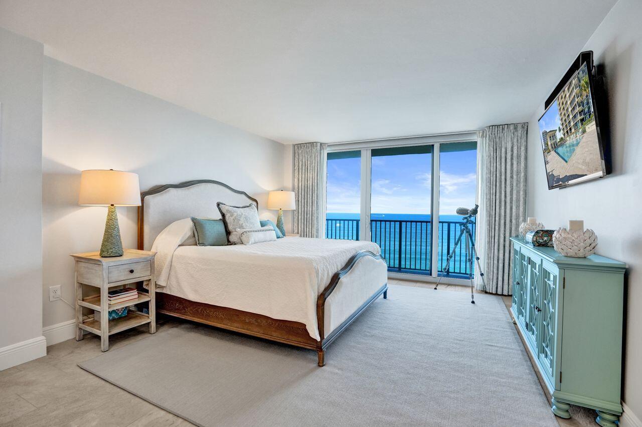 400 South Beach Road, Unit 703 Tequesta, FL 33469 - Photo 15 of 42 Primary Bedroom