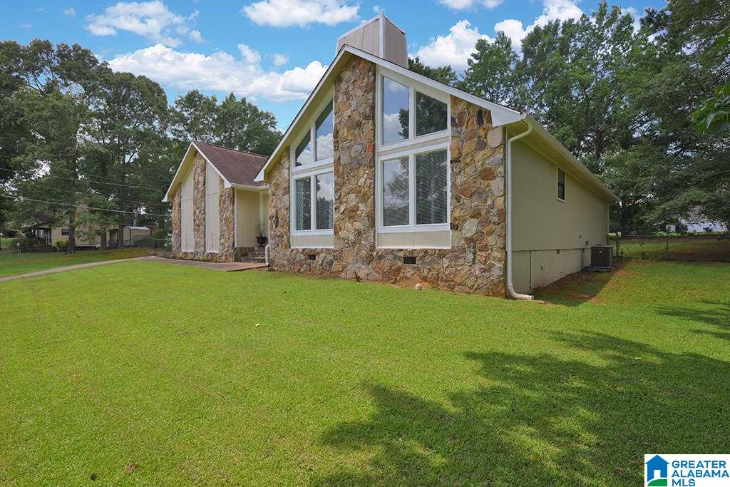 1209 Pointer Drive Southwest Jacksonville, AL 36265 - Photo 2 of 20