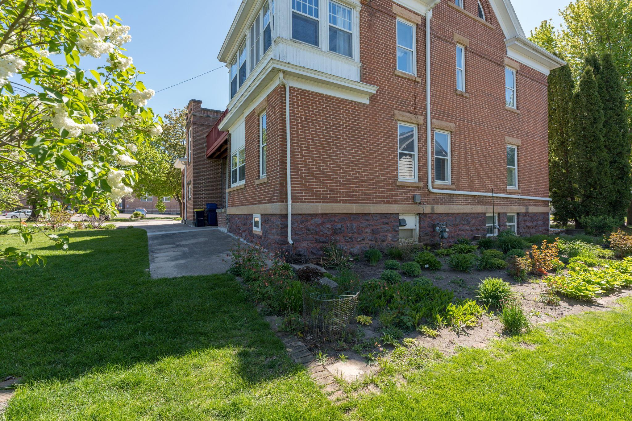 800 Center Street New Ulm, MN 56073 - Photo 79 of 90