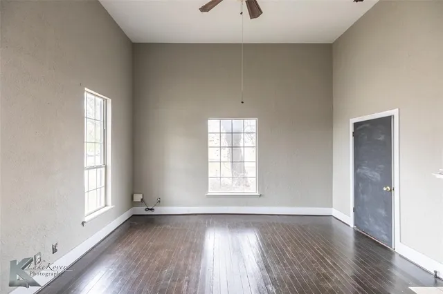 $150,000 | 141 East 3rd Street, Baird, TX 79504