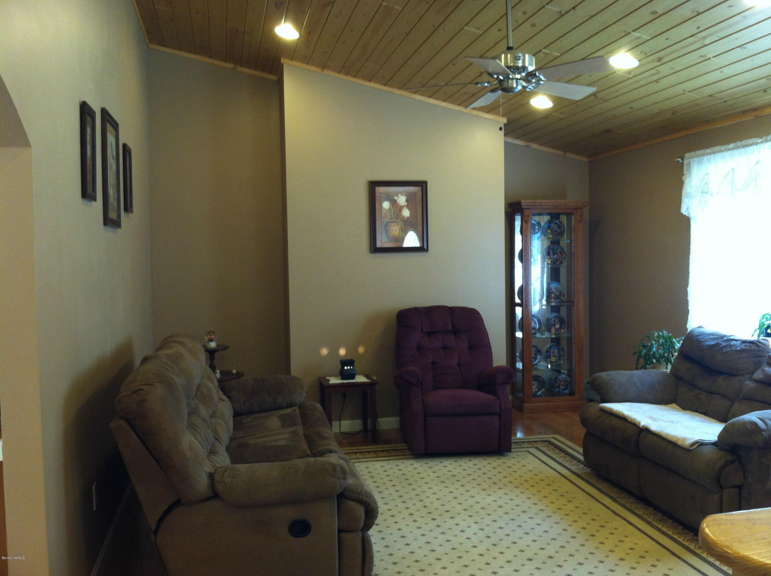 65 Swamp Road Lanesborough, MA 01224 - Photo 10 of 35 Living room