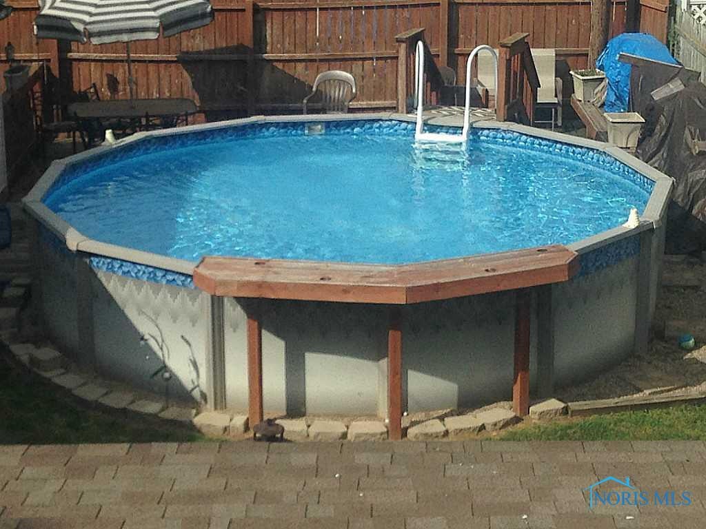 804 Cloverdale Road Toledo, OH 43612 - Photo 20 of 20 Backyard.