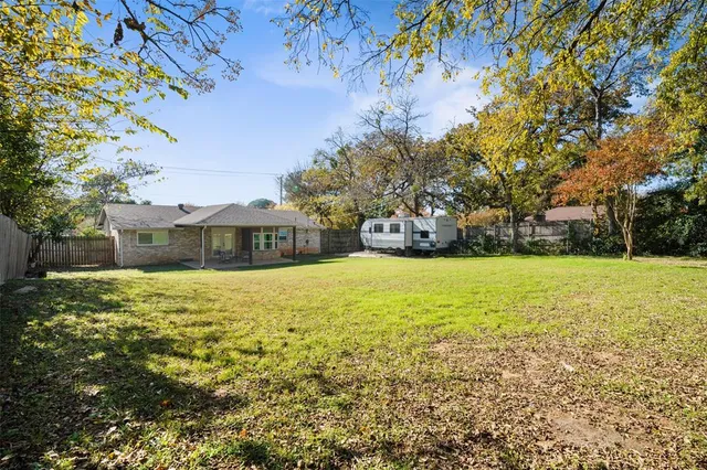 $295,000 | 710 West Harwood Road, Euless, TX 76039