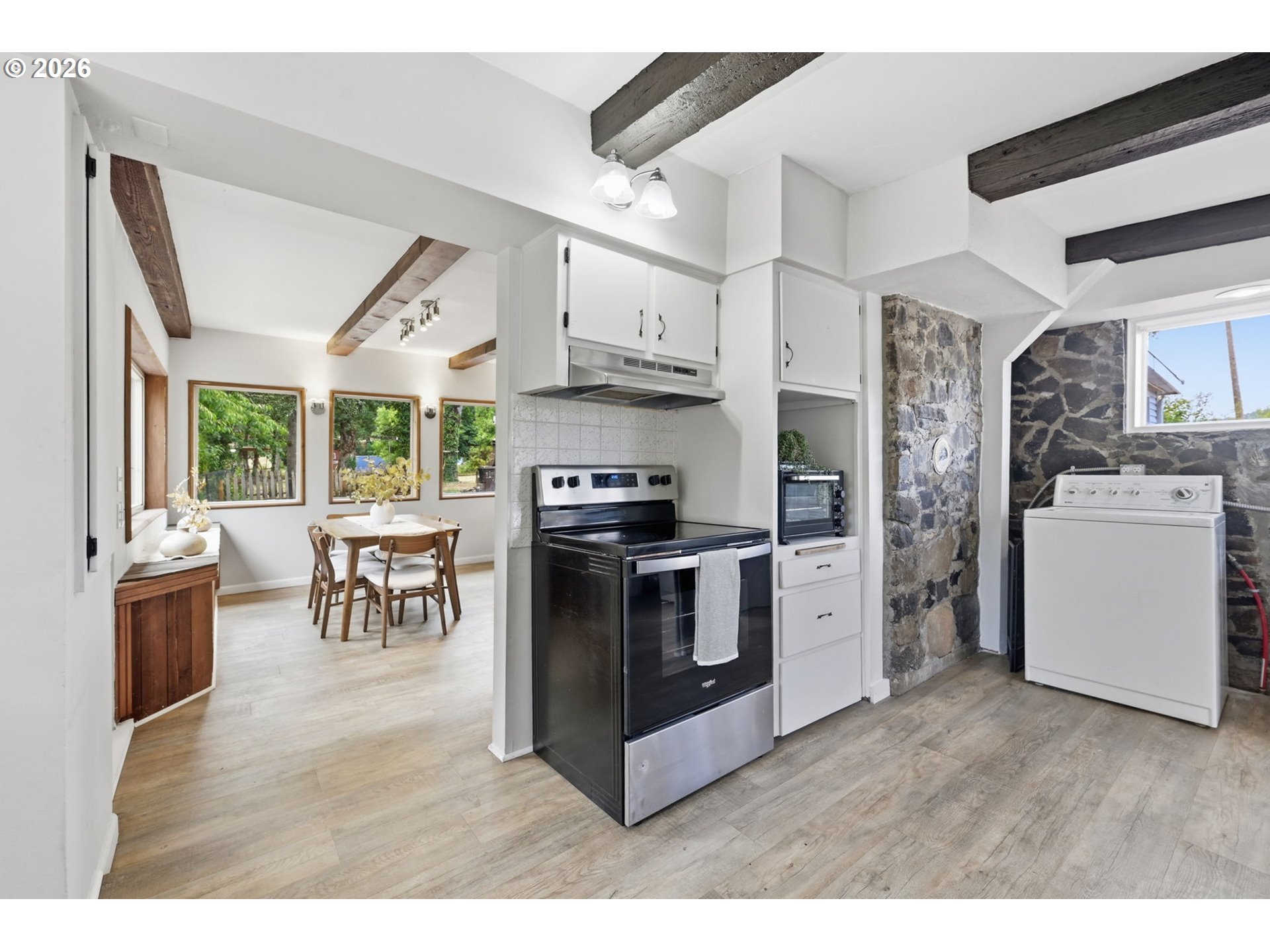 37340 Camp Creek Road Springfield, OR 97478 - Photo 11 of 47 Gallery Image 11