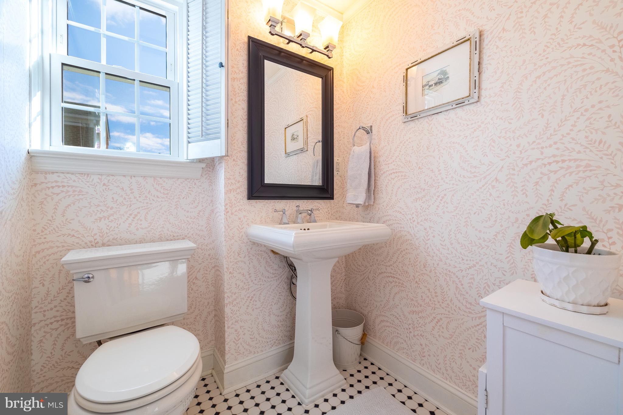 1910 Everest Street Silver Spring, MD 20902 - Photo 8 of 21 Convenient main-level powder room