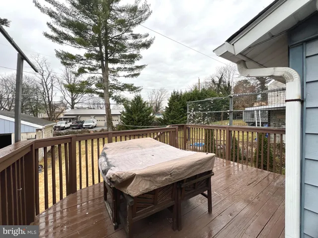 $2,300 | 303 Willow Avenue, Baltimore, MD 21206