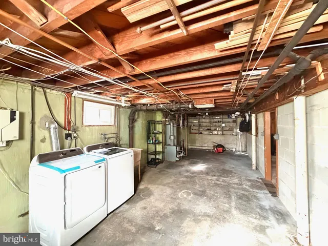 $2,300 | 303 Willow Avenue, Baltimore, MD 21206