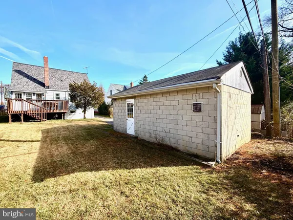 $2,150 | 303 Willow Avenue, Baltimore, MD 21206