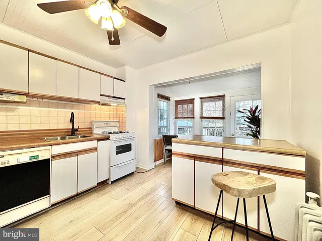 $2,300 | 303 Willow Avenue, Baltimore, MD 21206