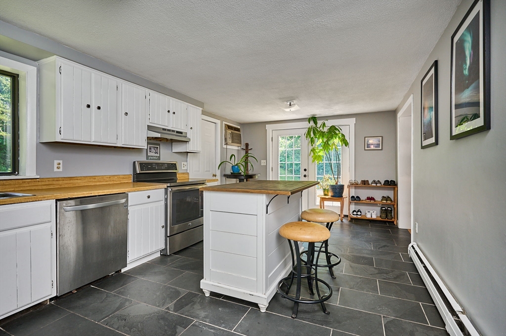 936 South Deerfield Road Conway, MA 01341 - Photo 4 of 29 Gallery Image 4