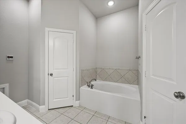 $2,495 | 1825 Tuscany Drive, Rockwall, TX 75032