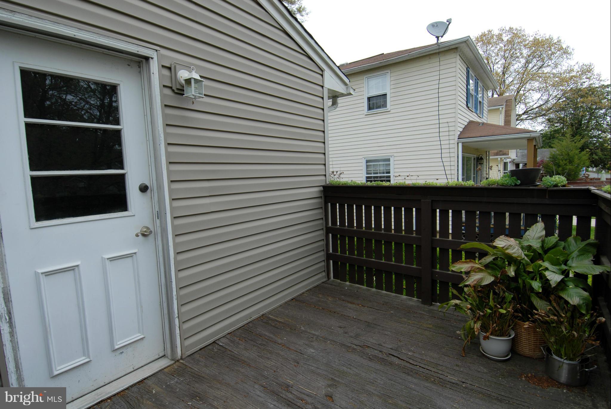 318 Salisbury Road Edgewater, MD 21037 - Photo 27 of 27 Custom Deck