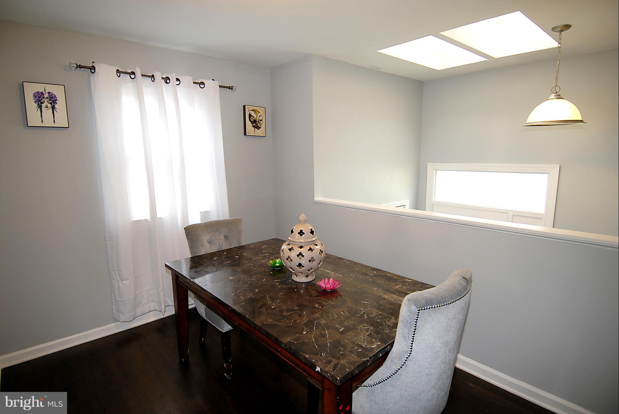 318 Salisbury Road Edgewater, MD 21037 - Photo 5 of 27 Dining Room