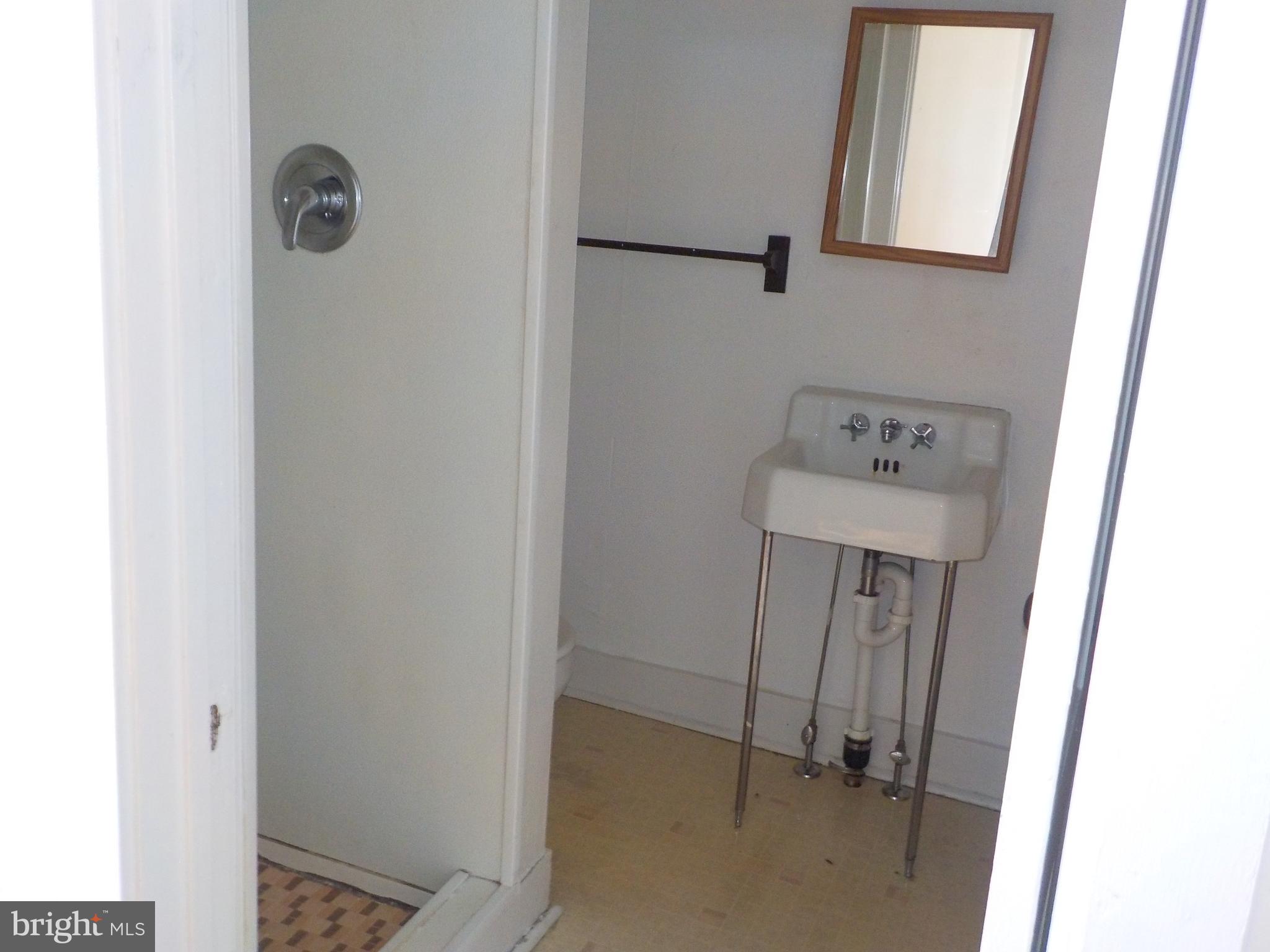 223 North 2nd Street, Unit 4 Chambersburg, PA 17201 - Photo 3 of 5