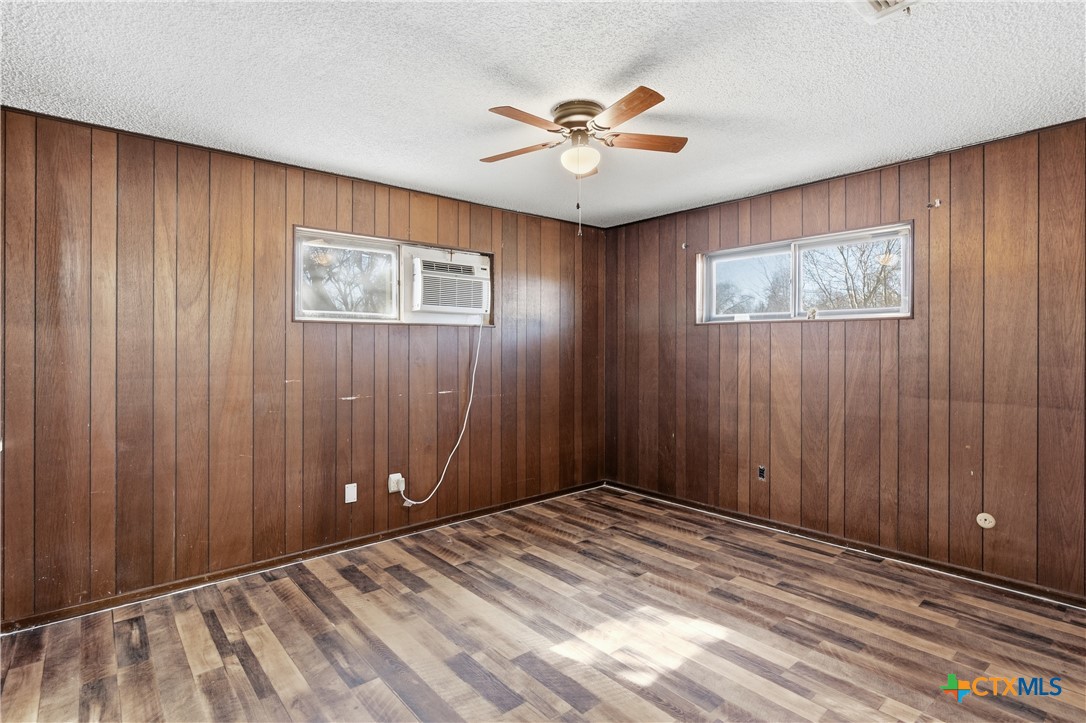 102 Runnel Street Seguin, TX 78155 - Photo 17 of 34