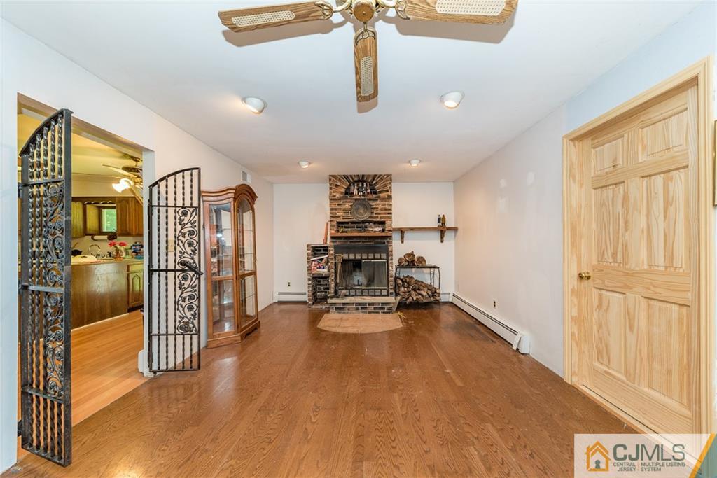 88 Emmans Road Ledgewood, NJ 07852 - Photo 5 of 25 a view of a room with gym equipment