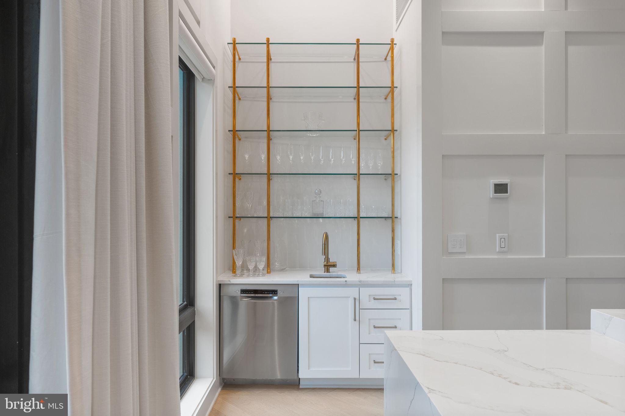 1620 Chain Bridge Road McLean, VA 22101 - Photo 41 of 68 a room with cabinets and deck