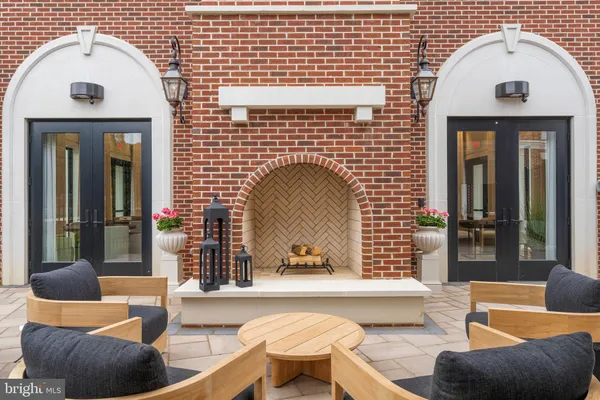 $2,915,900 | 1620 Chain Bridge Road, McLean, VA 22101