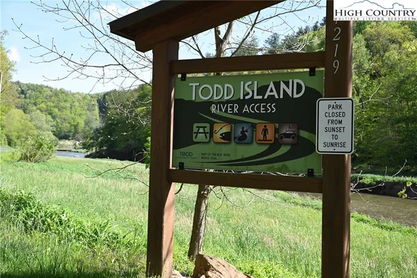 a view of a sign board