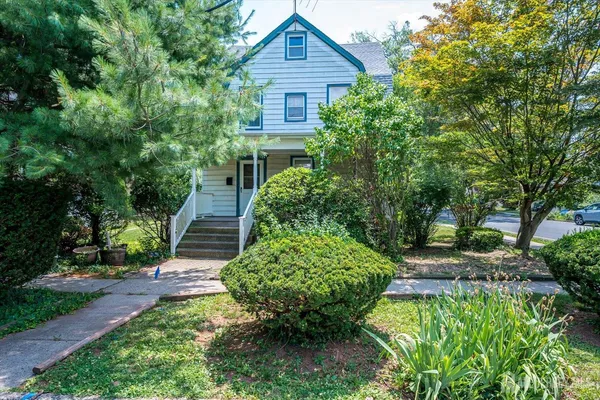 $639,000 | 702 Abbott Street, Highland Park, NJ 08904