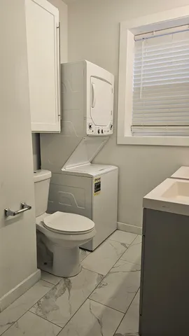 $1,950 | 215 Mallory Avenue, Unit 1, Jersey City, NJ 07304