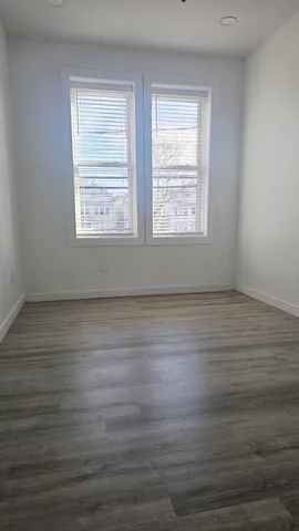 $1,950 | 215 Mallory Avenue, Unit 1, Jersey City, NJ 07304