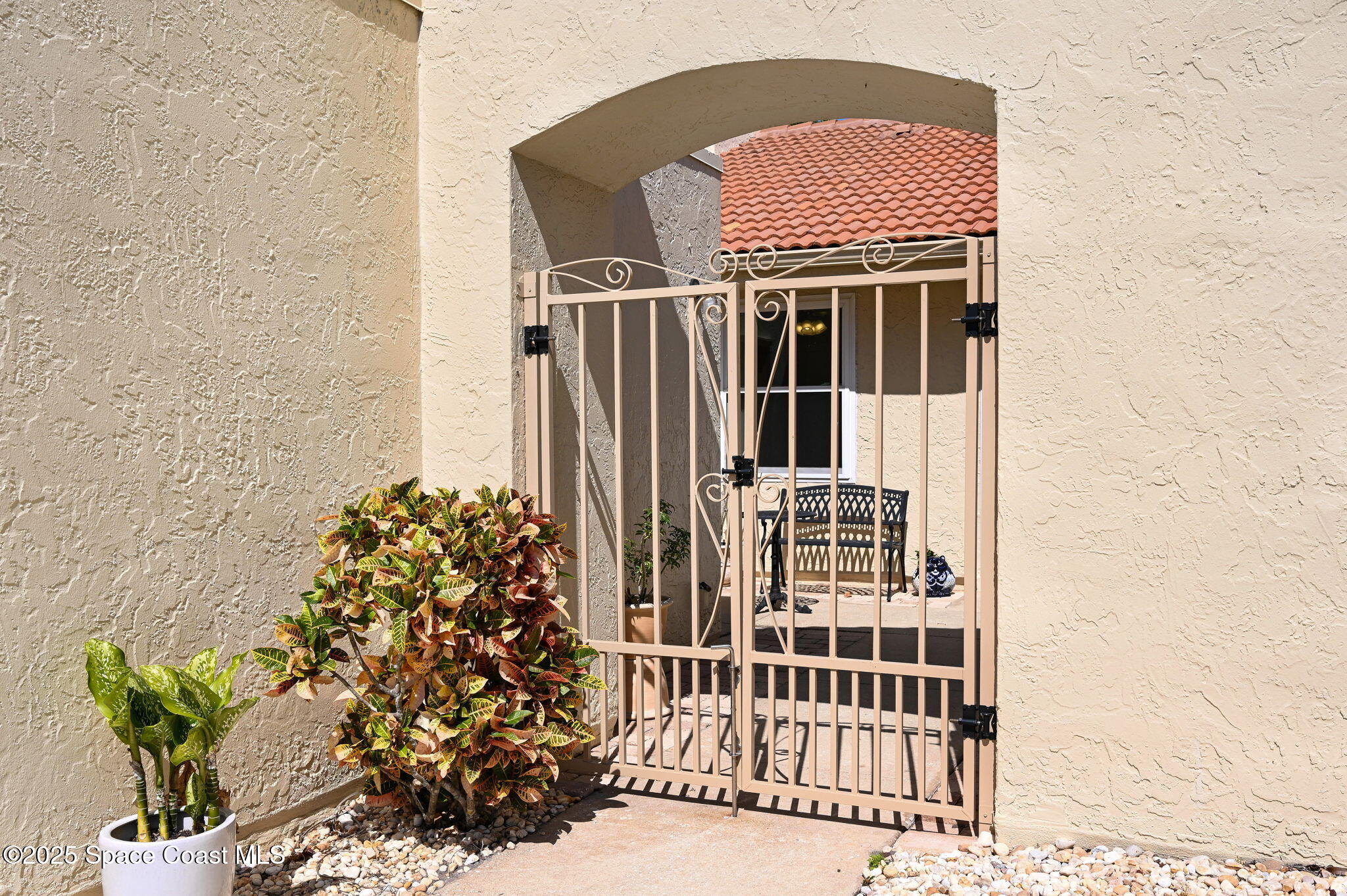 730 Spring Valley Drive Melbourne, FL 32940 - Photo 8 of 39 a front view of a house