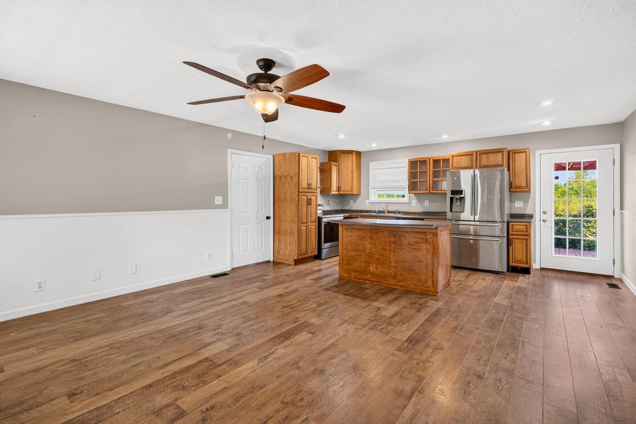 367 Bowdle Rd 16