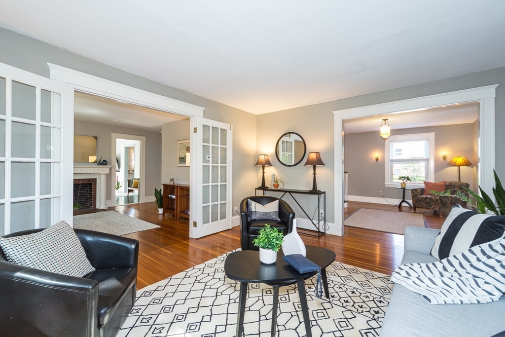9 Overhill Road Natick, MA 01760 - Photo 11 of 38 Gallery Image 11